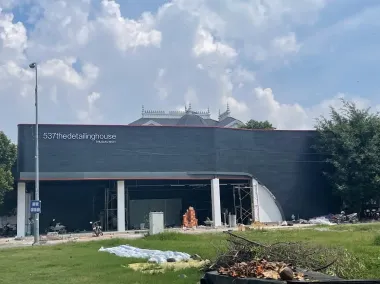 SHOWROOM Ô TÔ & DỊCH VỤ